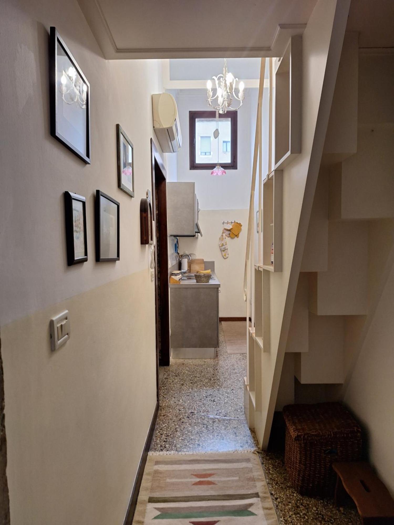 Appartamenti Inside Palazzo Foscarini Венеция Экстерьер фото
