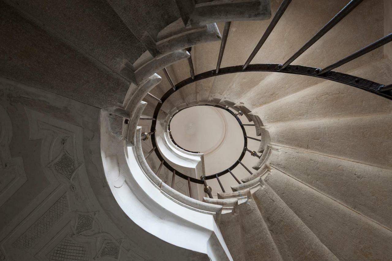 Appartamenti Inside Palazzo Foscarini Венеция Экстерьер фото